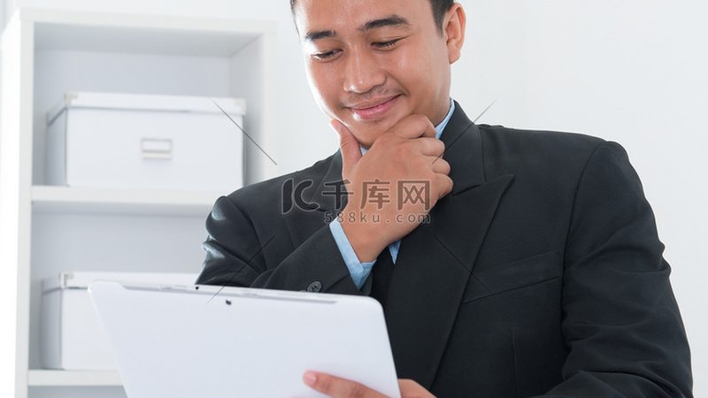 广州直播供应链厂家批发：揭秘直播带货背后的高效供应链